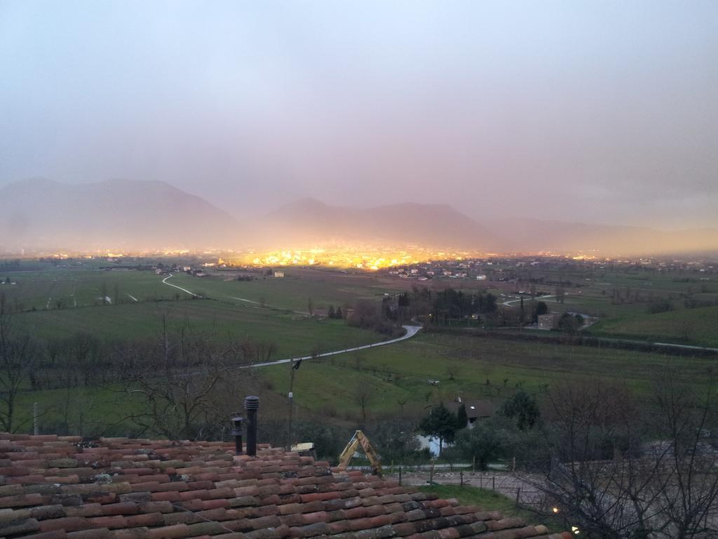 Vila Fonte Chiara Gubbio Pokoj fotografie